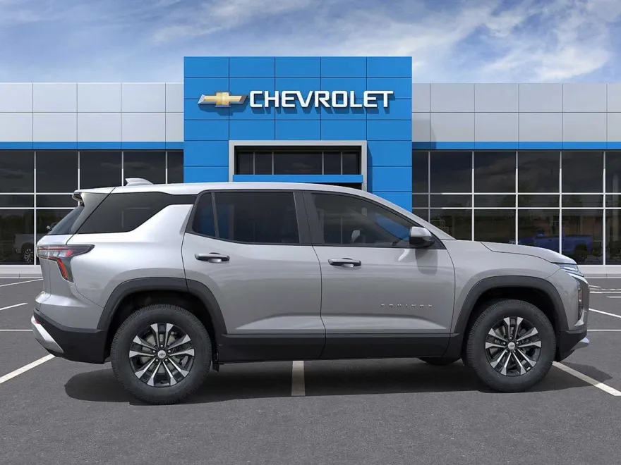 2026 Chevrolet Equinox LT photo 1