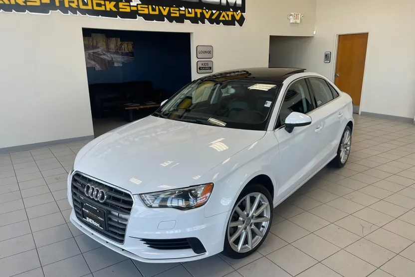 2015 Audi A3 2.0T Premium Plus photo 1