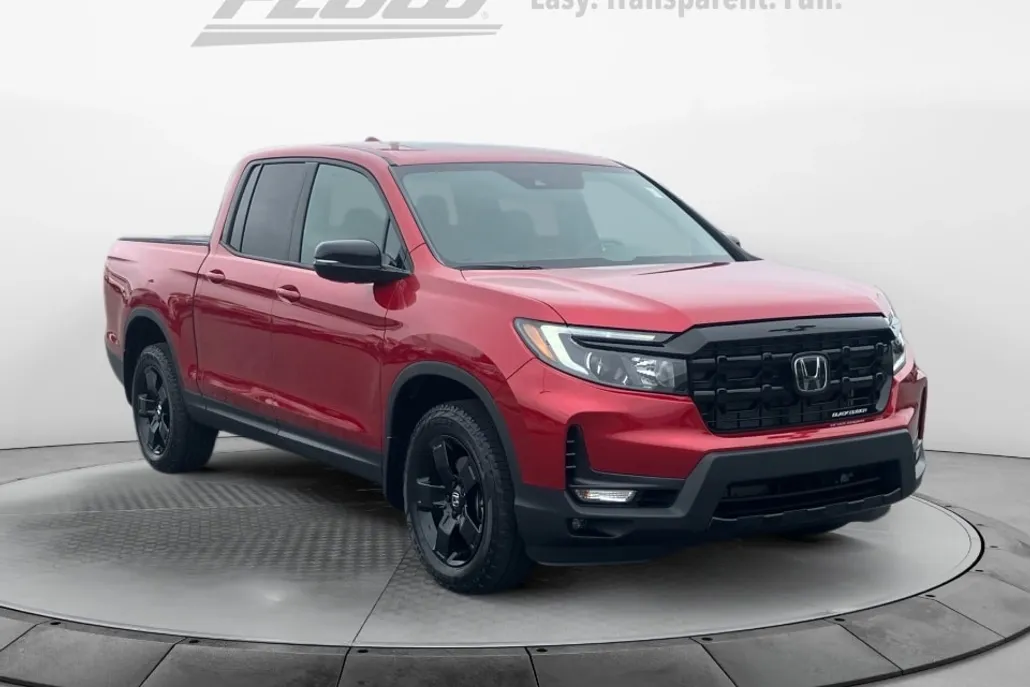 2025 Honda Ridgeline Black Edition photo 1