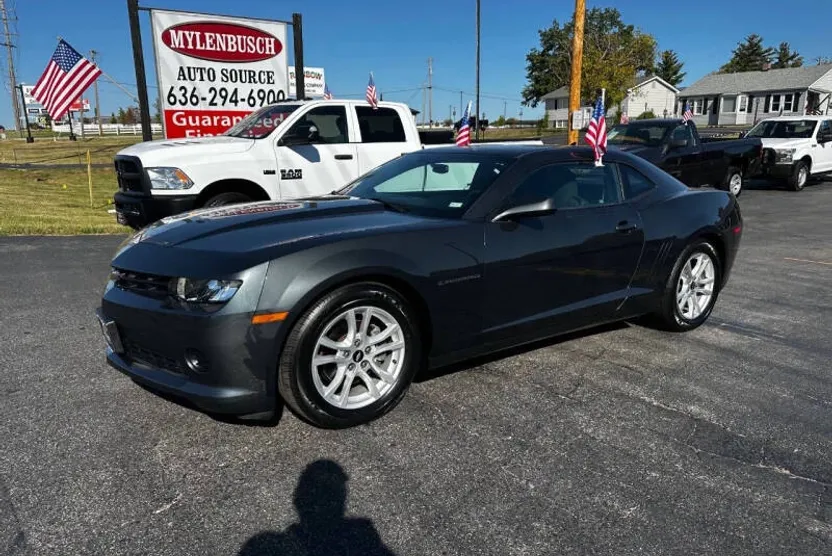 2015 Chevrolet Camaro Coupe photo 1