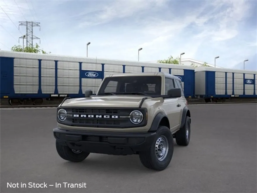 2025 Ford Bronco Base photo 1