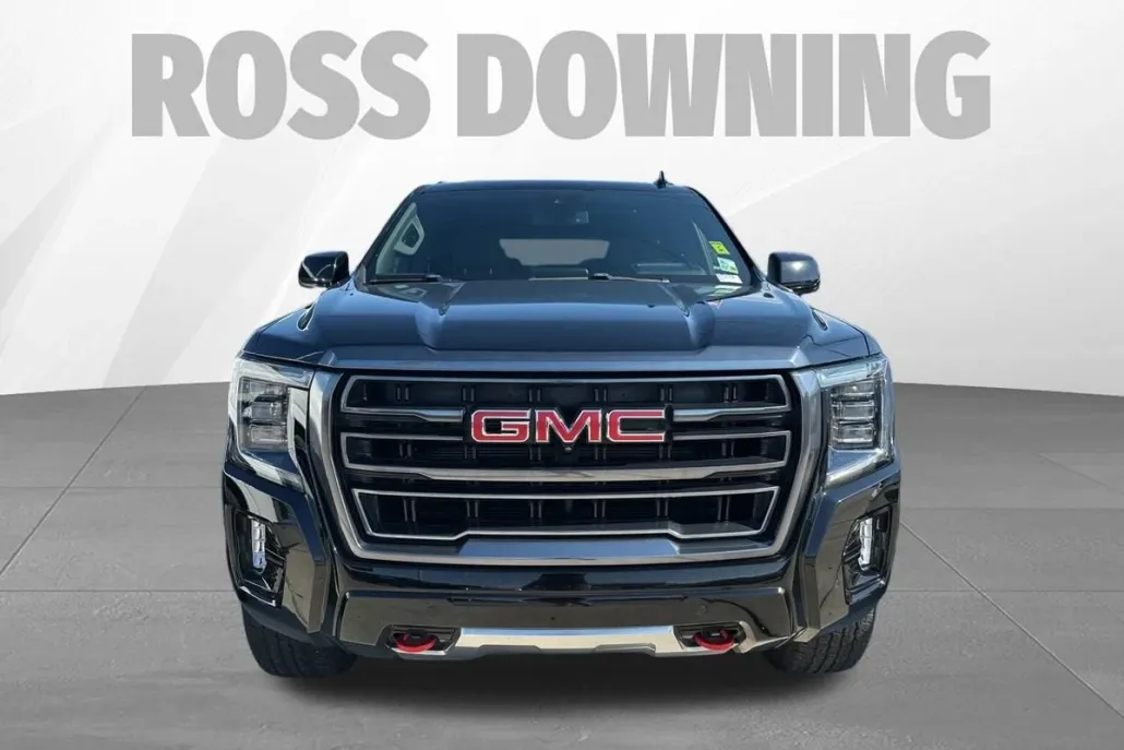 2024 Gmc Yukon AT4 photo 1