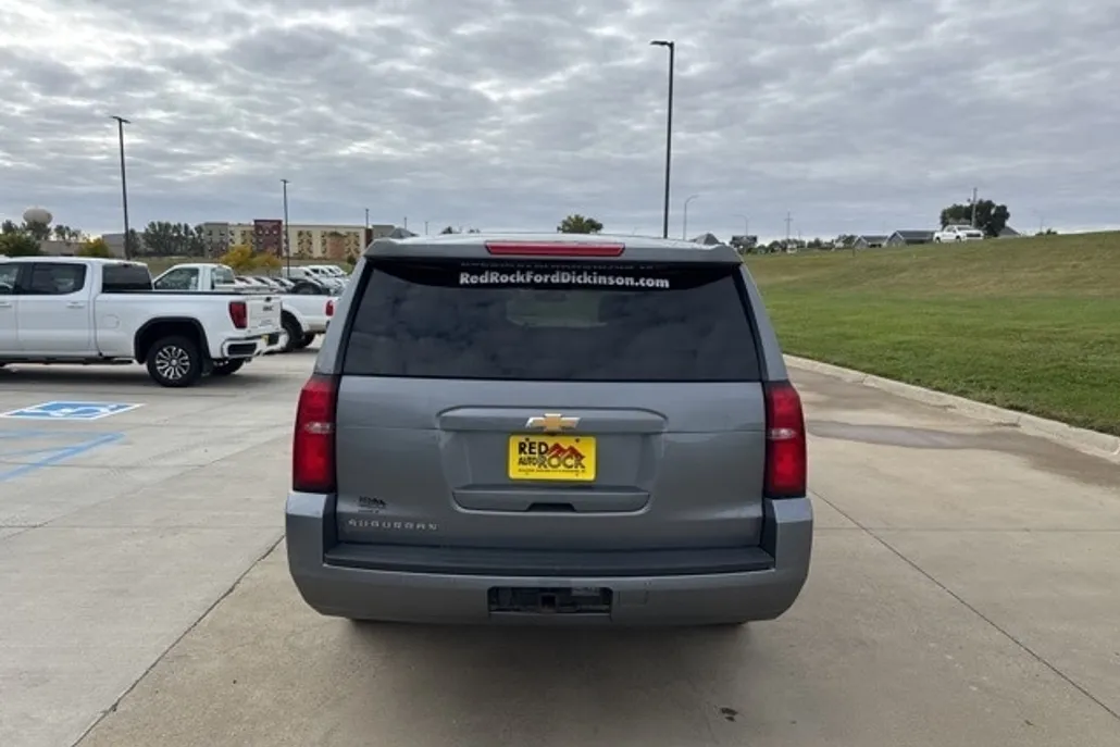 2020 Chevrolet Suburban LS photo 1