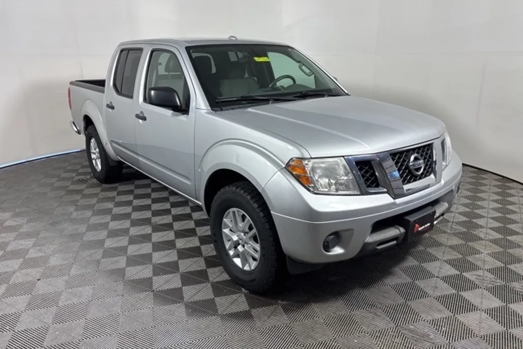 2016 Nissan Frontier SV photo 1