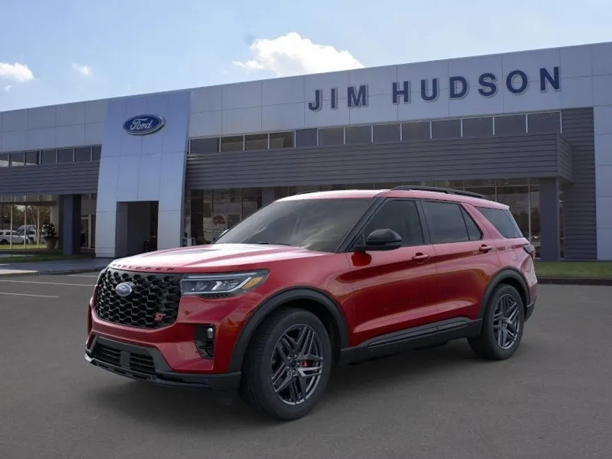 2025 Ford Explorer ST photo 1