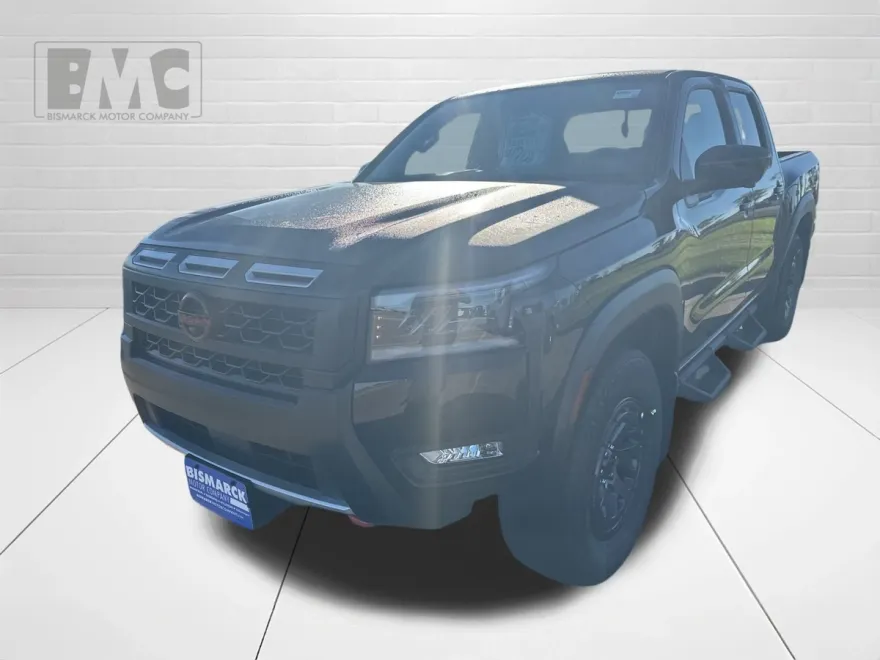 2026 Nissan Frontier Crew Cab PRO-4X photo 1