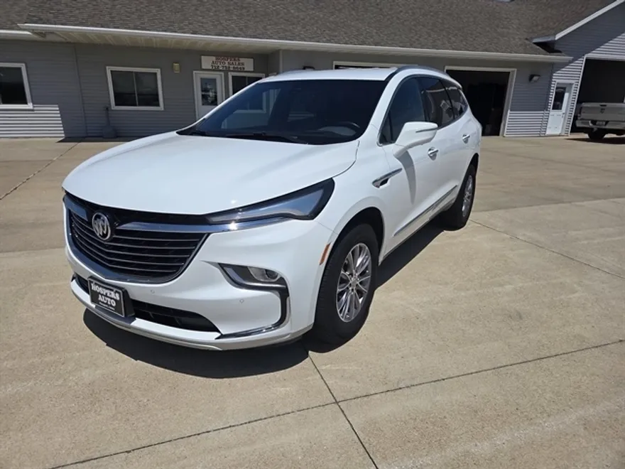 2024 Buick Enclave Premium photo 1