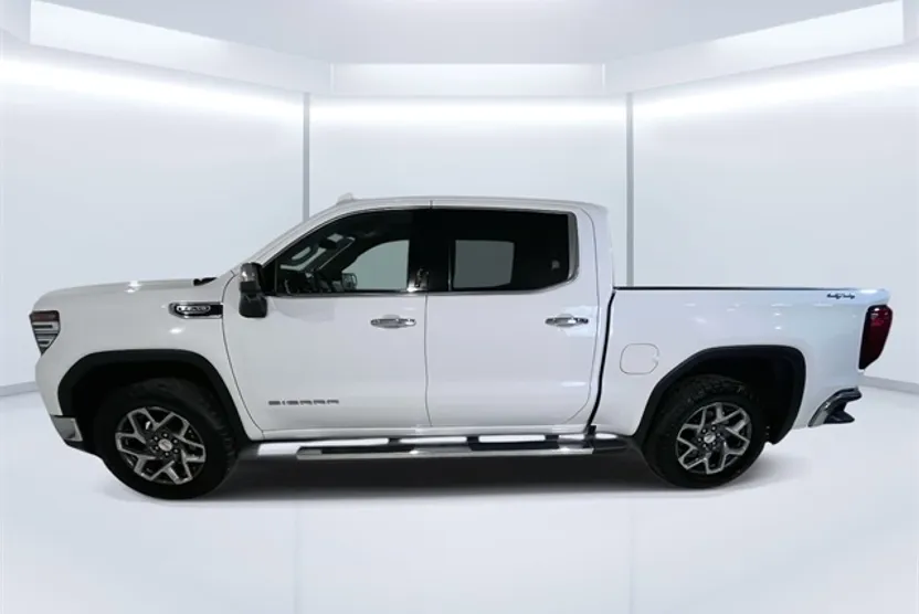 2022 Gmc Sierra 1500 SLT photo 1
