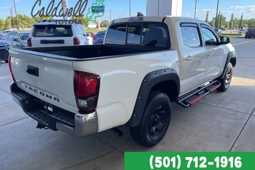 2022 Toyota Tacoma SR5 photo 1
