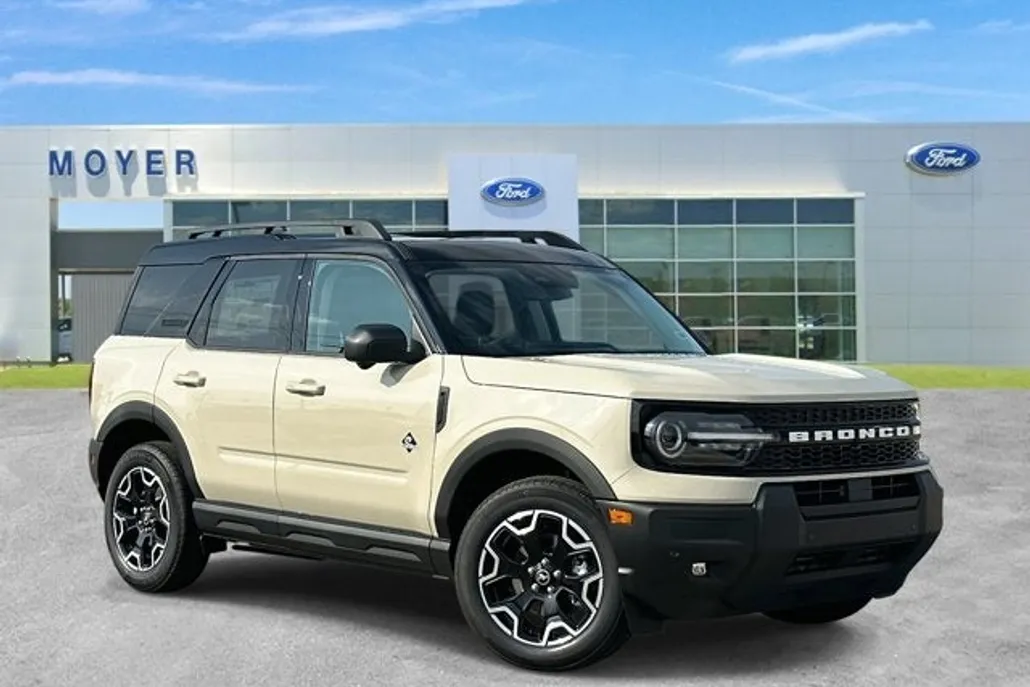 2025 Ford Bronco Sport Outer Banks photo 1