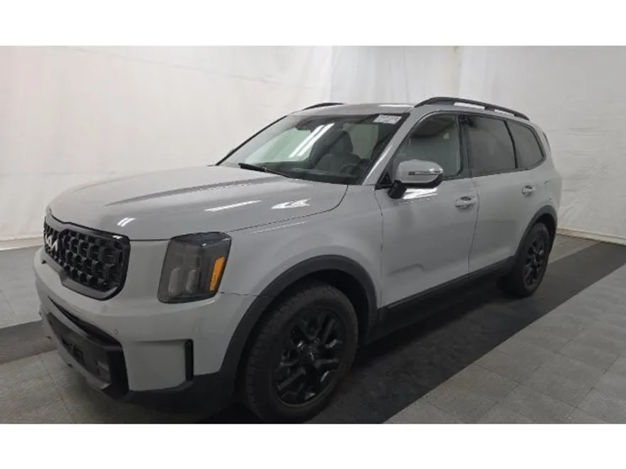 2024 Kia Telluride SX photo 1