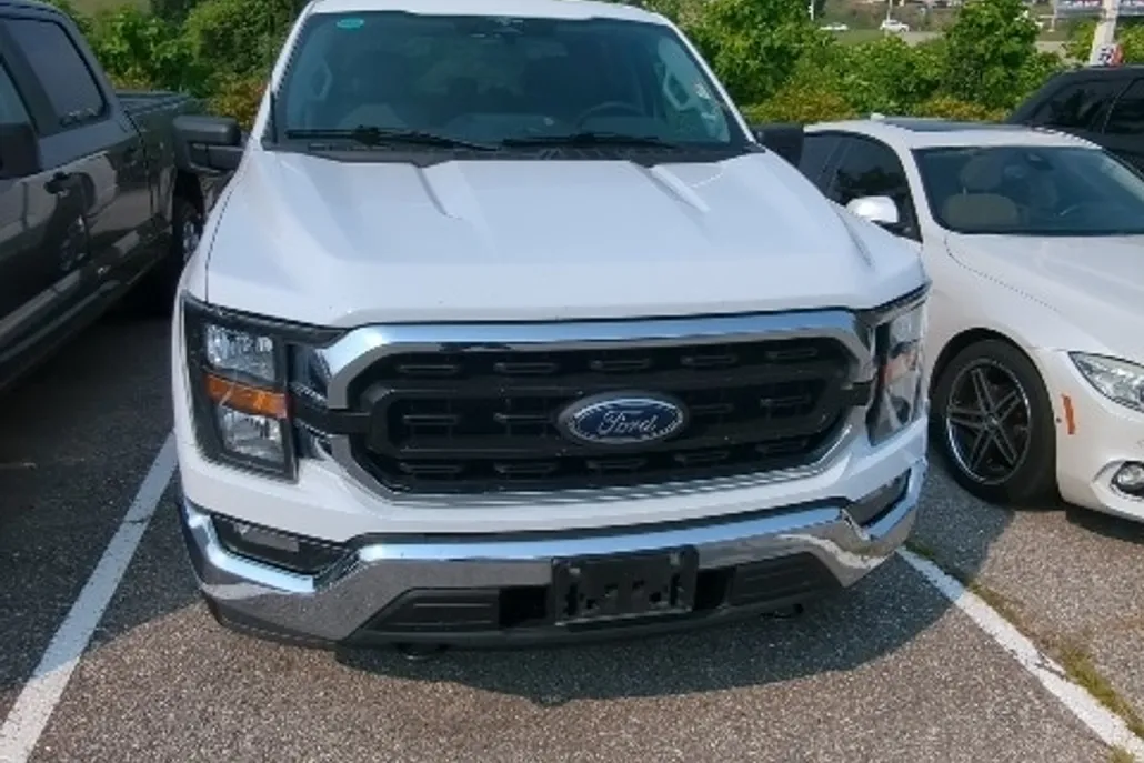 2023 Ford F-150 XLT photo 1