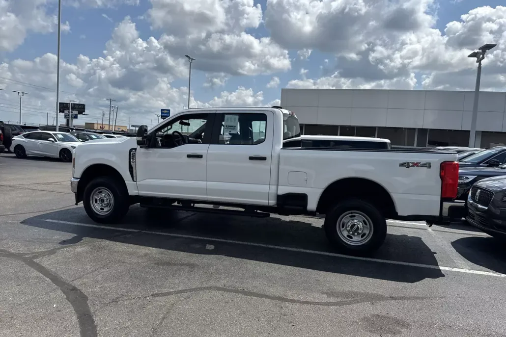 2024 Ford F-250 XL photo 1