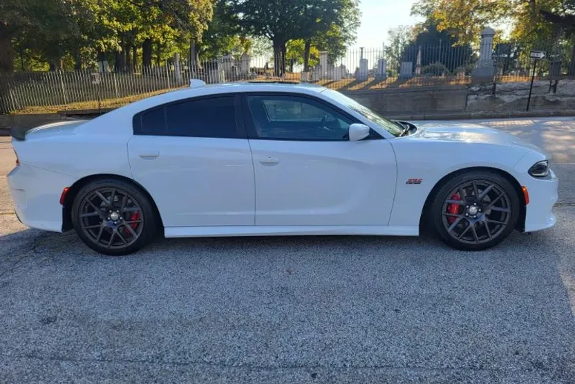 2016 Dodge Charger SRT8 Scat Pack photo 1