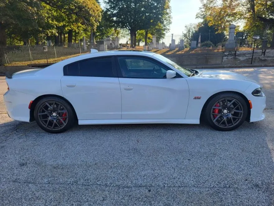 2016 Dodge Charger SRT8 Scat Pack photo 1