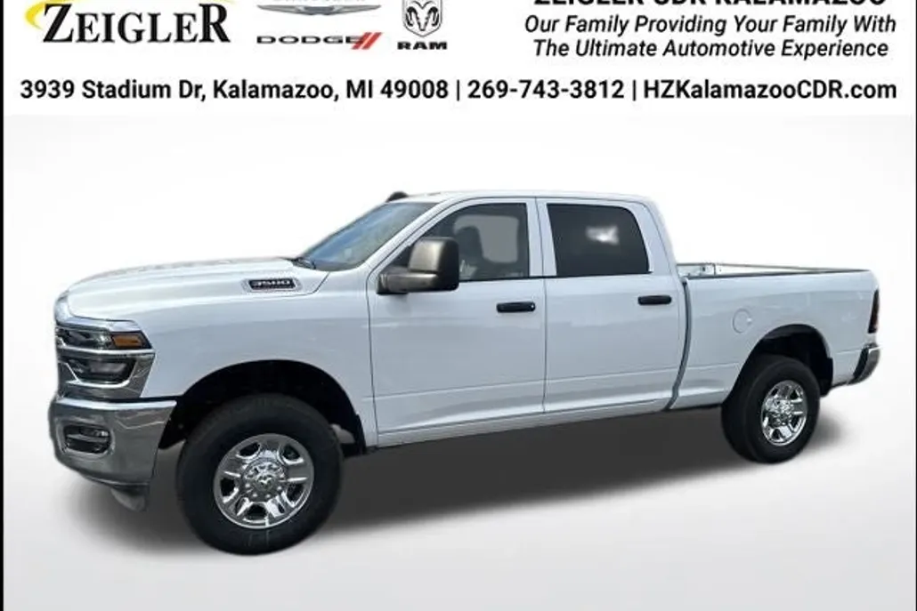 2025 Ram 3500 Tradesman photo 1