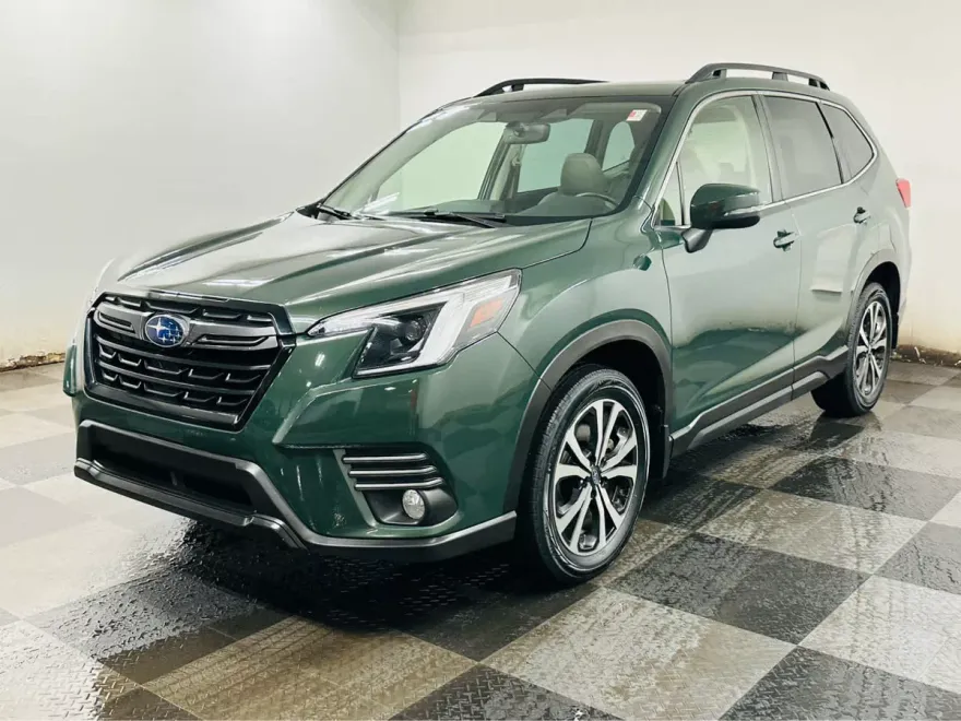 2022 Subaru Forester Limited photo 1