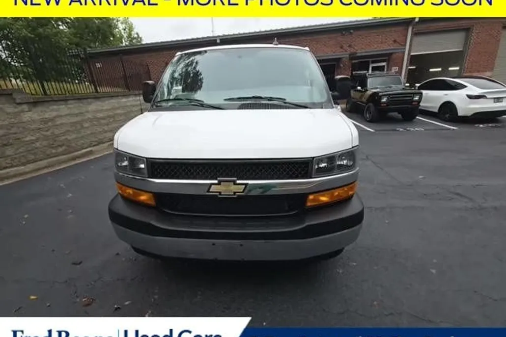 2023 Chevrolet Express 2500 Work Van Cargo photo 1