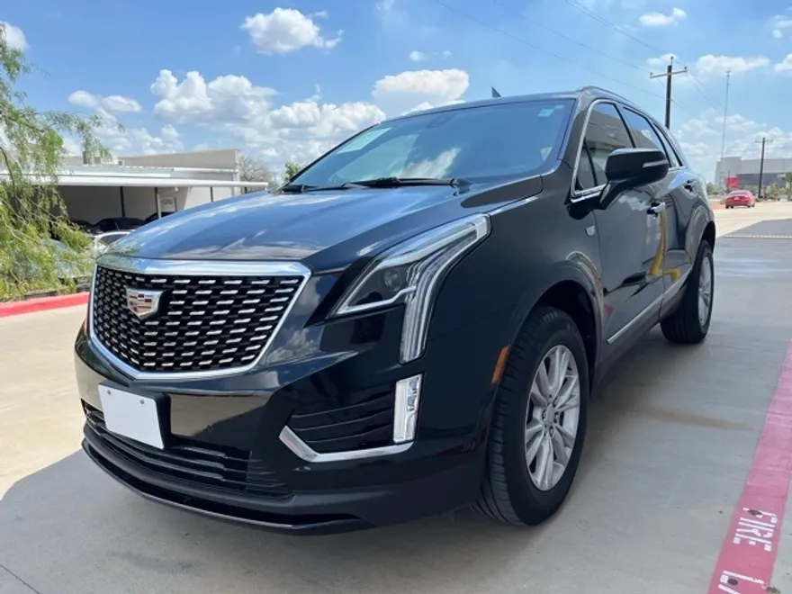 2023 Cadillac XT5 Luxury photo 1