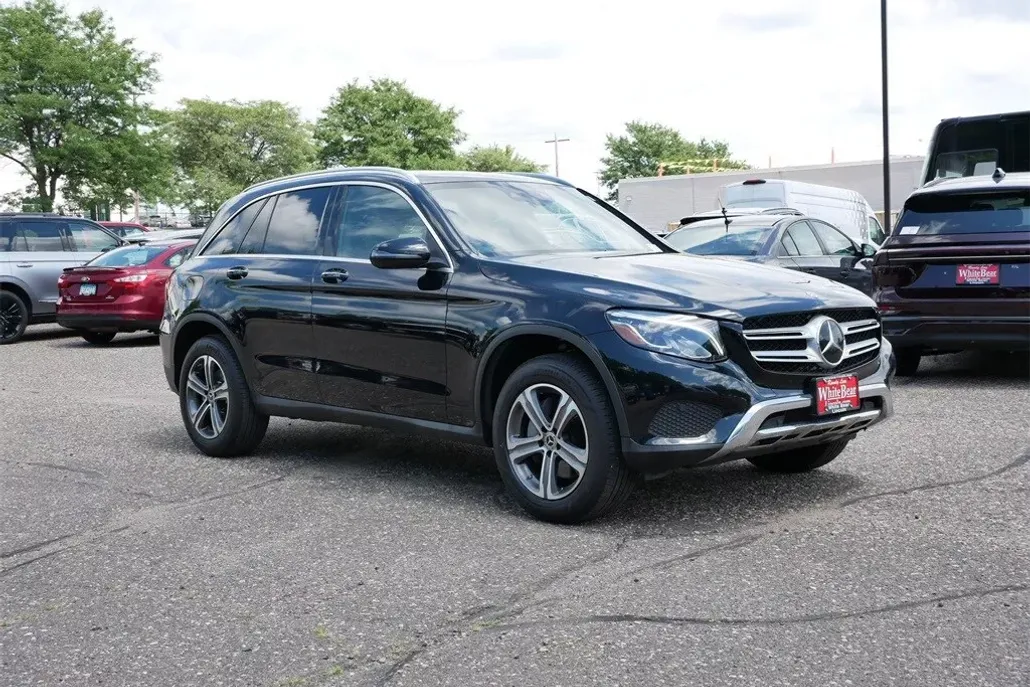 2019 Mercedes Benz GLC 300 photo 1