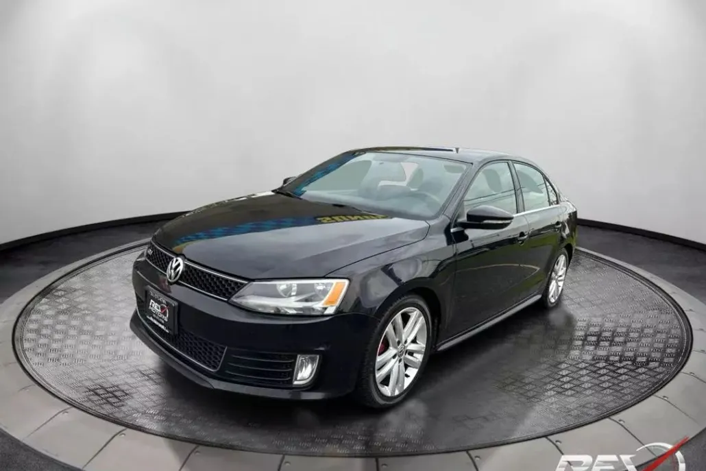 2012 Volkswagen Jetta 2.0T GLI photo 1