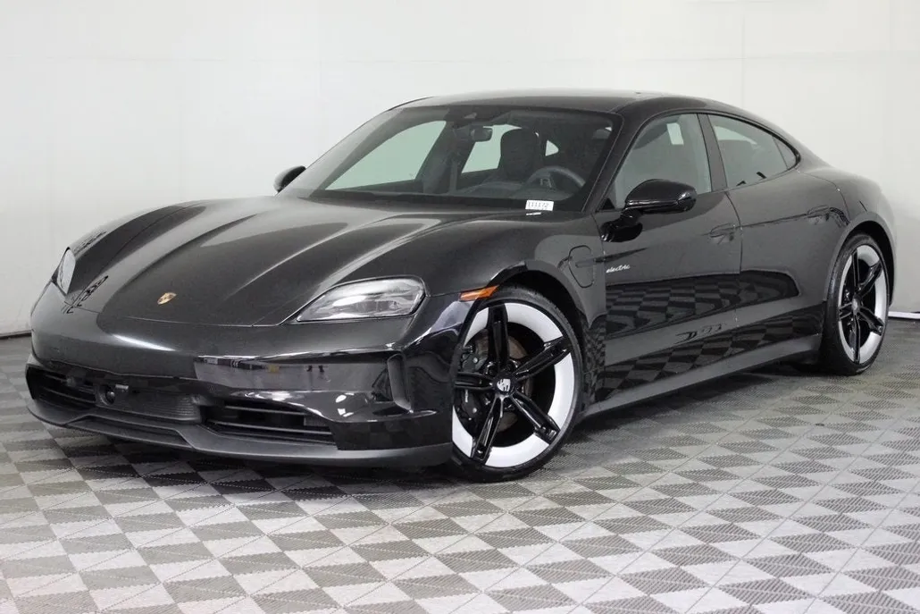 2025 Porsche Taycan Base photo 1