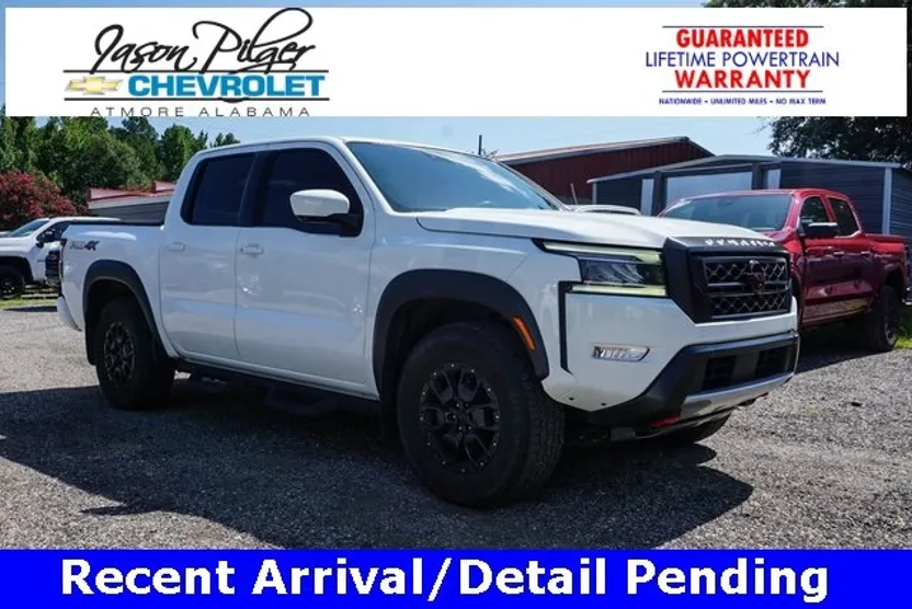 2023 Nissan Frontier PRO-4X photo 1