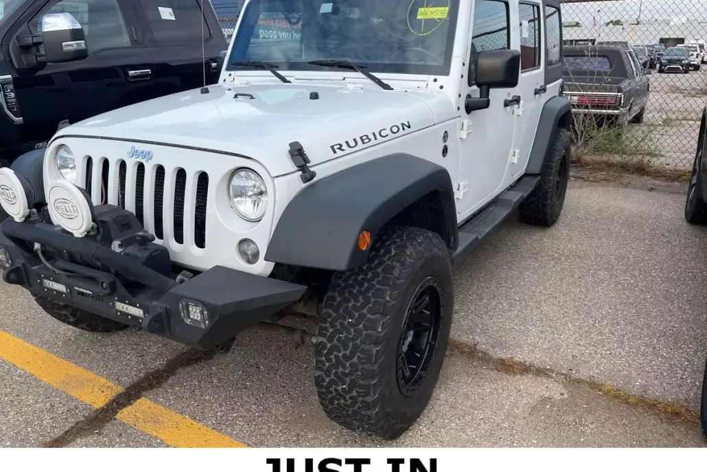 2016 Jeep Wrangler Unlimited Rubicon photo 1