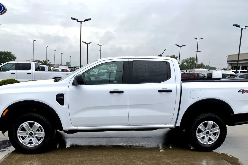 2025 Ford Ranger XL photo 1