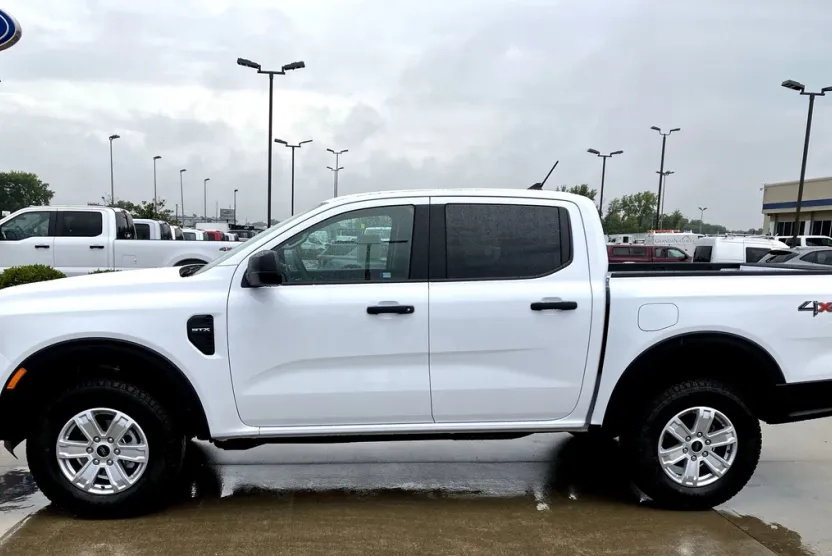 2025 Ford Ranger XL photo 1