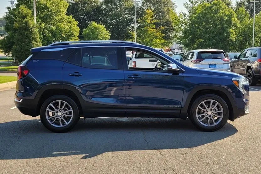 2023 Gmc Terrain SLT photo 1