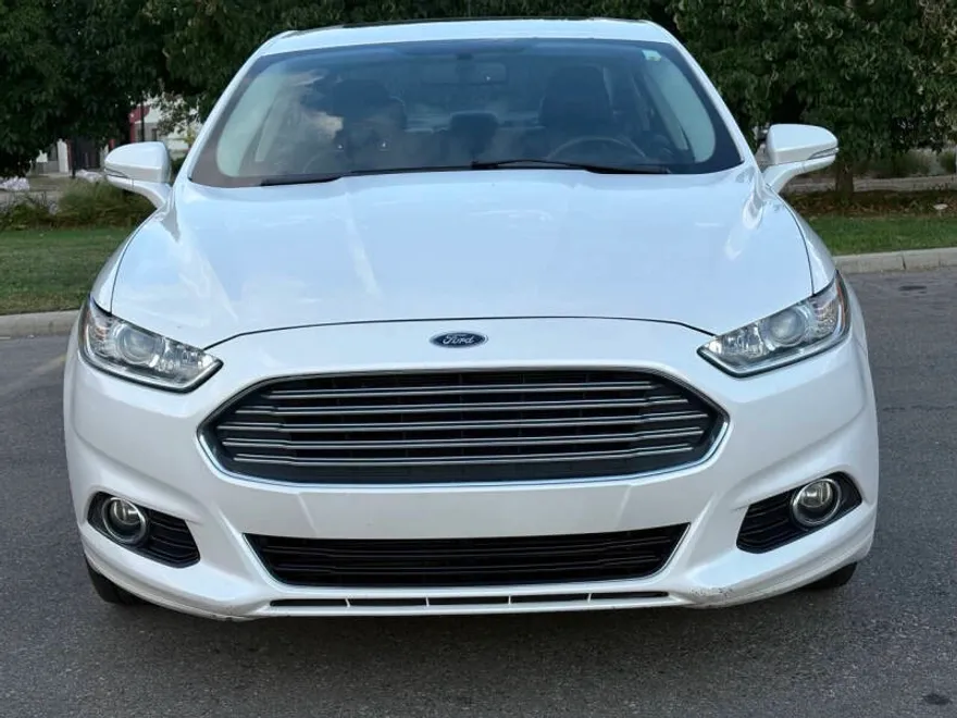 2013 Ford Fusion Titanium photo 1