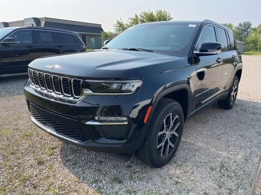 2025 Jeep Grand Cherokee Limited photo 1
