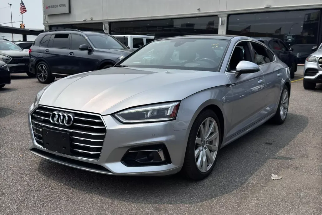 2018 Audi A5 Prestige photo 1