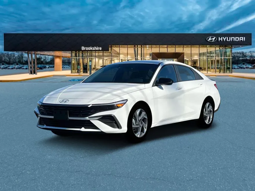 2025 Hyundai Elantra SEL Sport photo 1