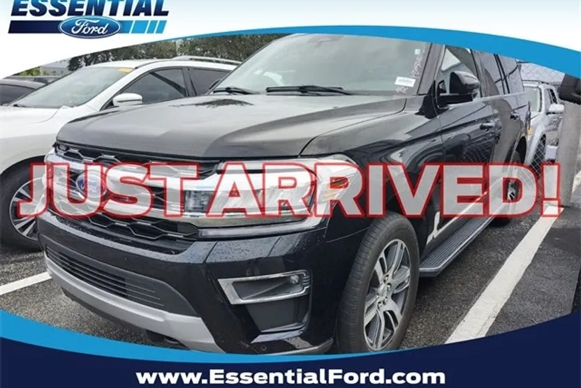 2023 Ford Expedition Limited photo 1