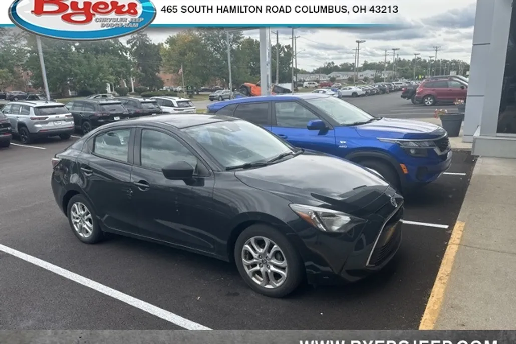 2018 Toyota Yaris iA Base photo 1