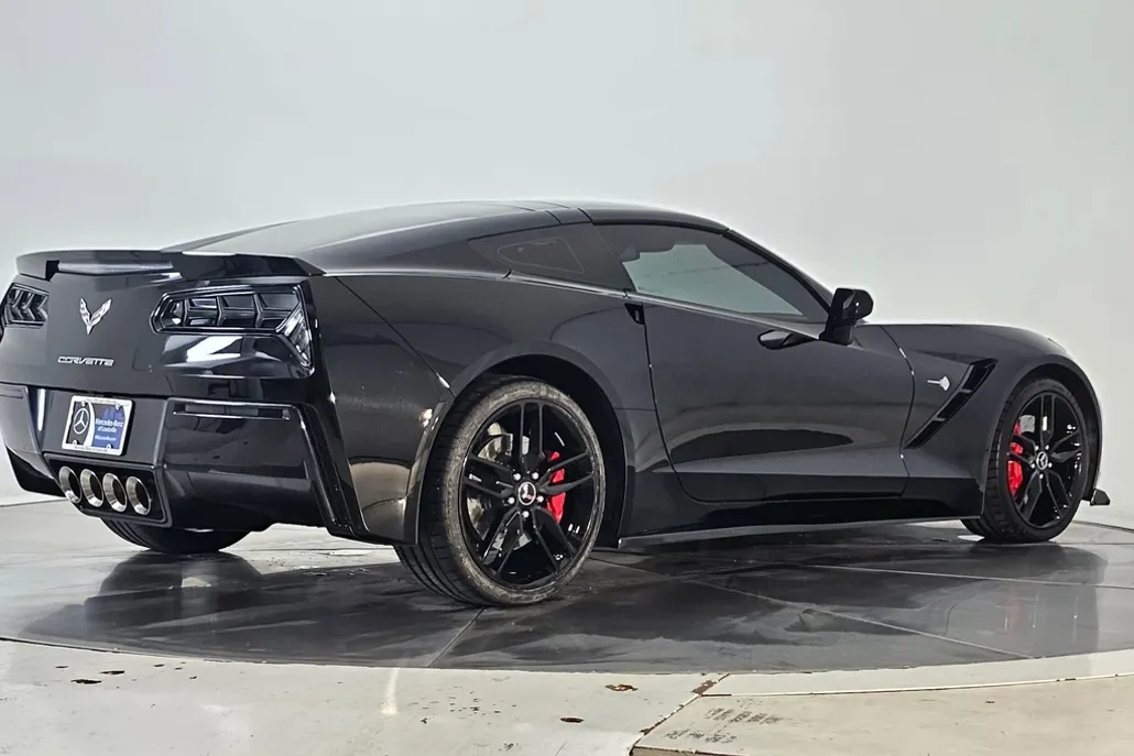 2014 Chevrolet Corvette Stingray Z51 2LT photo 1