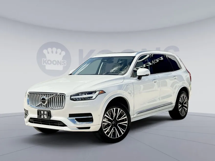 2025 Volvo XC90 T8 Plus photo 1