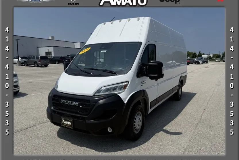 2024 Ram 3500 photo 1