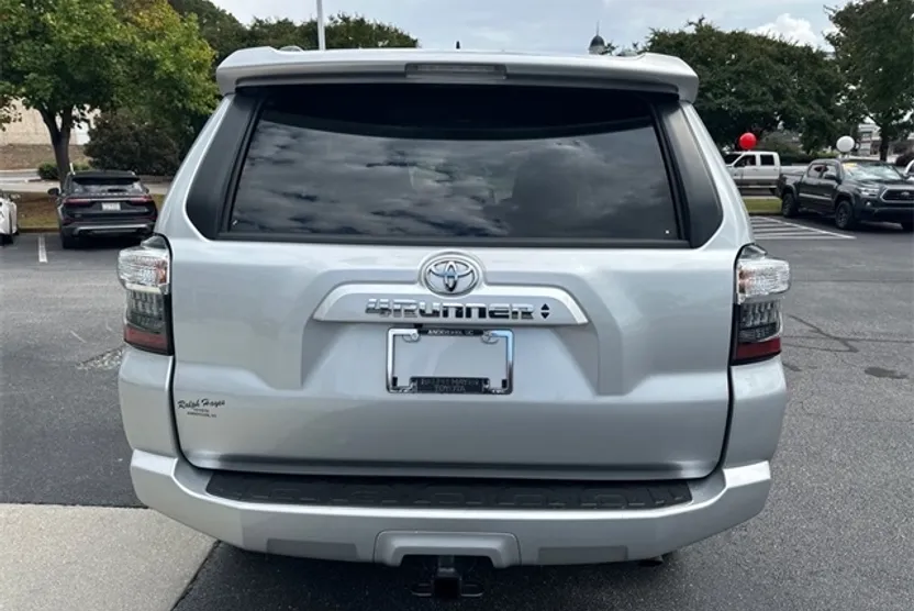 2024 Toyota 4Runner SR5 photo 1