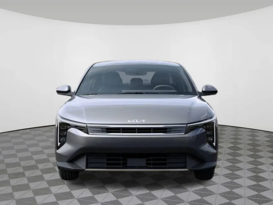 2025 Kia K4 EX photo 1