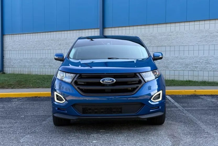 2018 Ford Edge Sport photo 1
