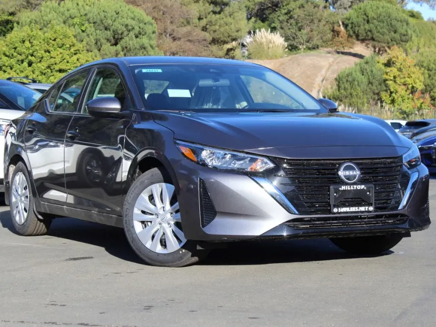 2025 Nissan Sentra S photo 1