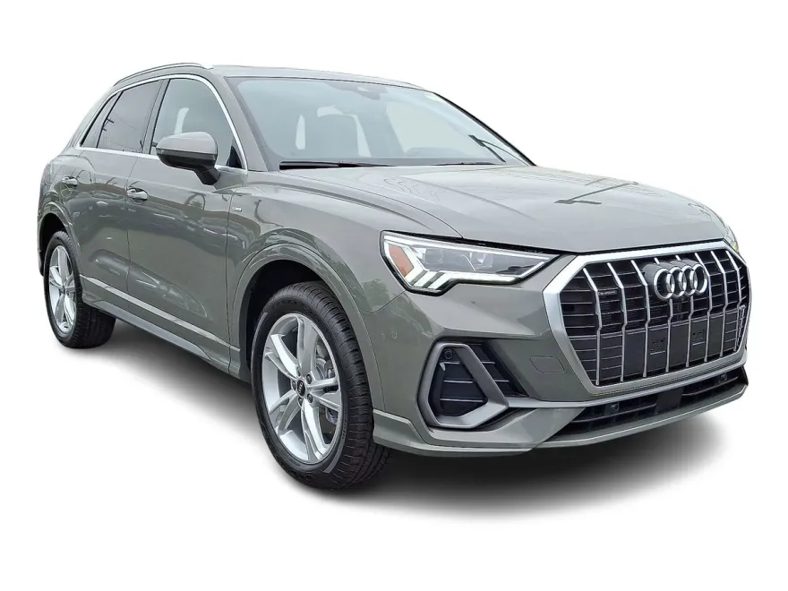 2024 Audi Q3 S line Premium Plus photo 1