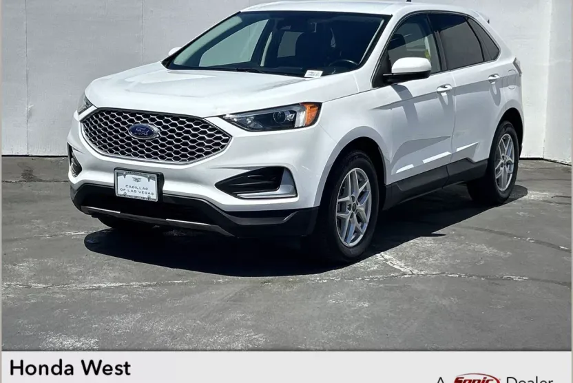 2023 Ford Edge SEL photo 1