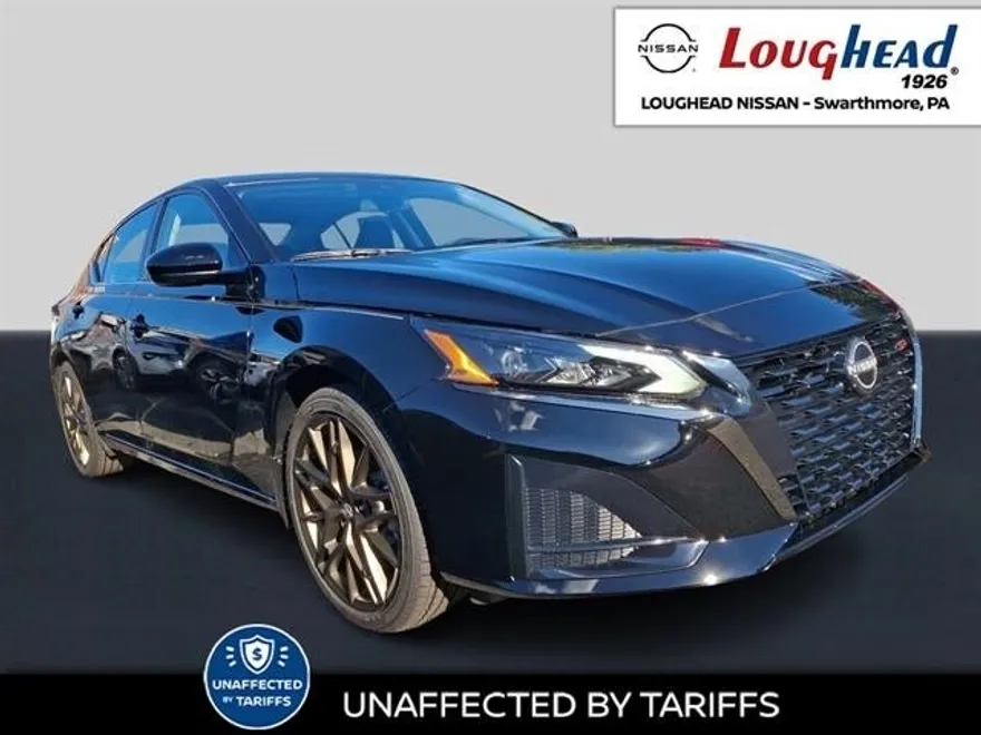 2025 Nissan Altima SR photo 1