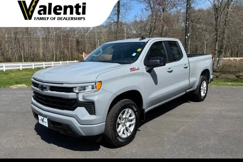 2024 Chevrolet Silverado 1500 RST photo 1