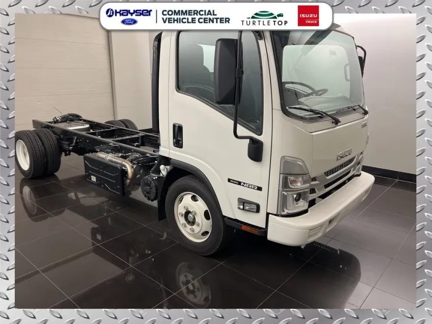 2024 Isuzu NRR photo 1