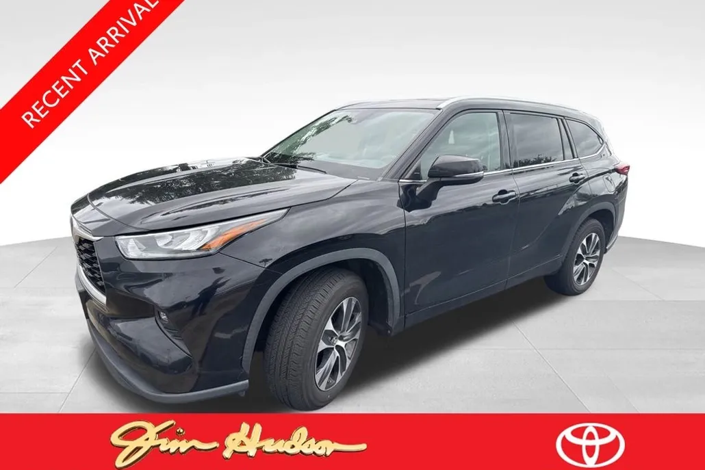 2020 Toyota Highlander XLE photo 1